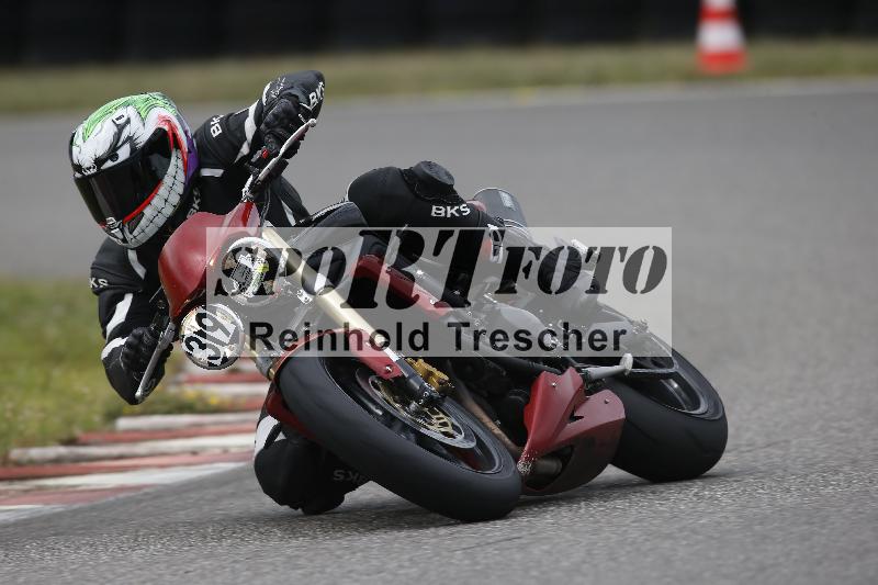 /Archiv-2023/47 24.07.2023 Track Day Motos Dario - Moto Club Anneau du Rhin/39